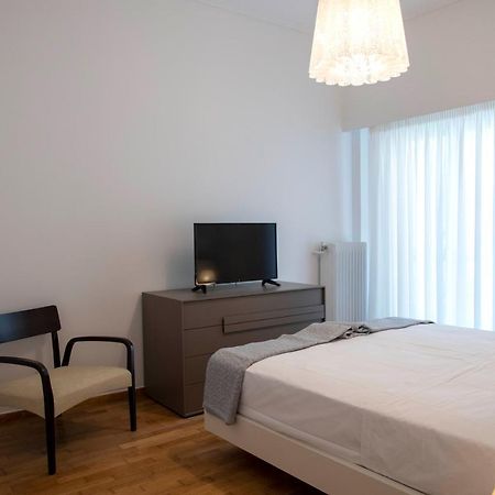 Marianna'S Stylish Brand New Apt In The Heart Of Афины Экстерьер фото