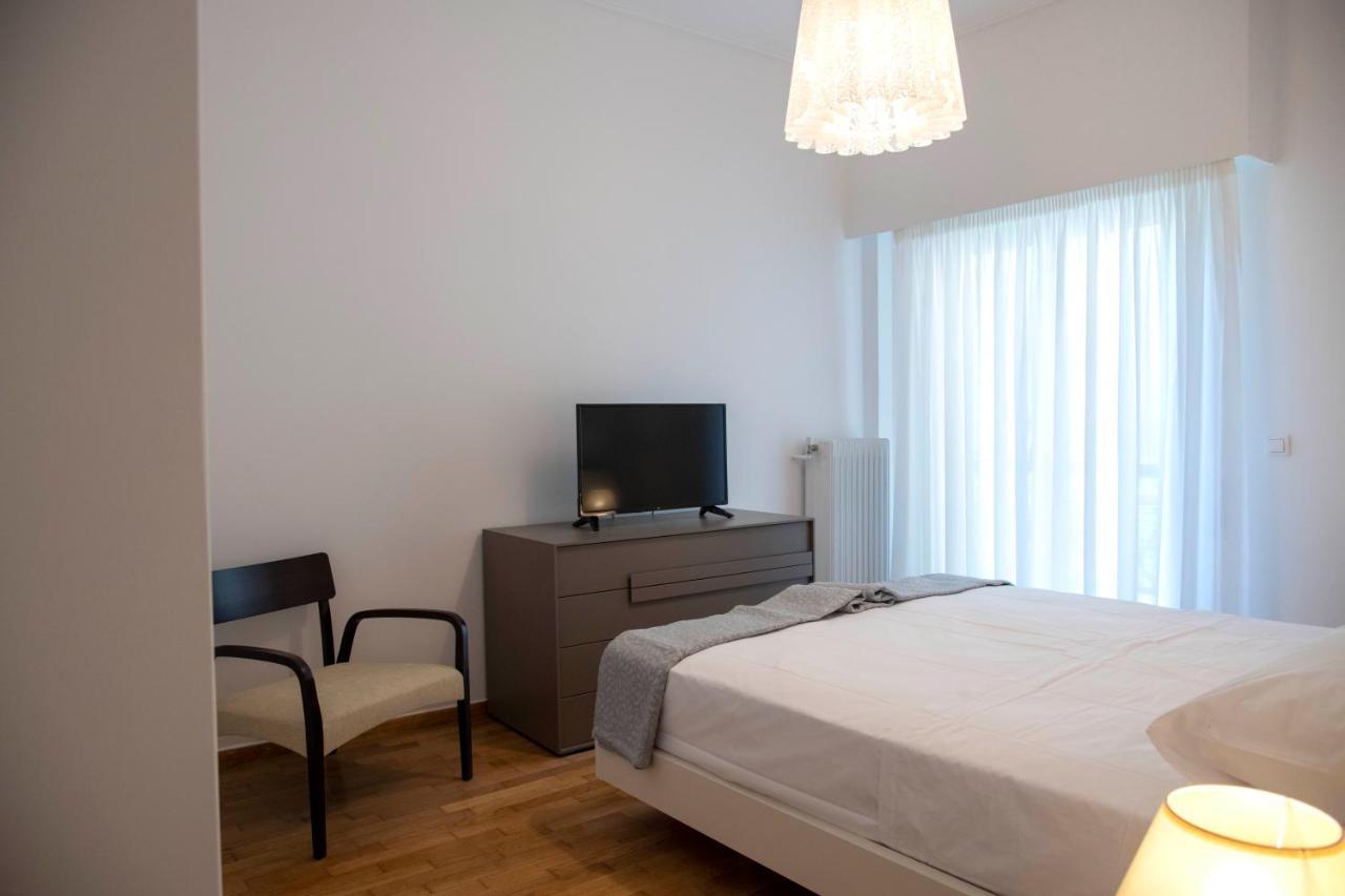 Marianna'S Stylish Brand New Apt In The Heart Of Афины Экстерьер фото
