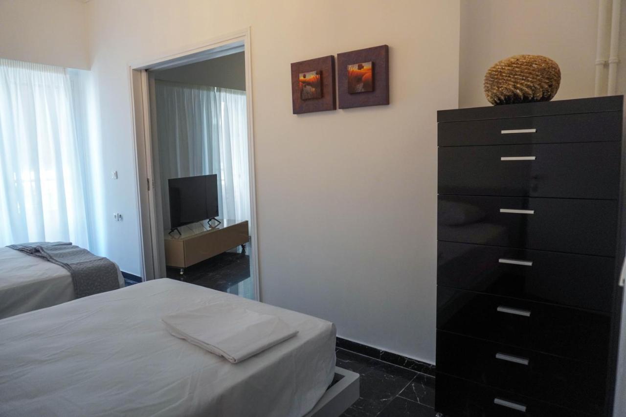 Marianna'S Stylish Brand New Apt In The Heart Of Афины Экстерьер фото
