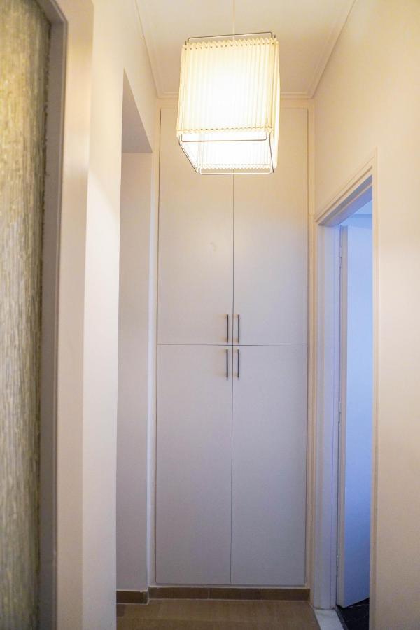 Marianna'S Stylish Brand New Apt In The Heart Of Афины Экстерьер фото